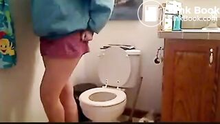 girl bathroom shit, ScatKings.com Scat Porn 10 ScatKings.com Scat Porn